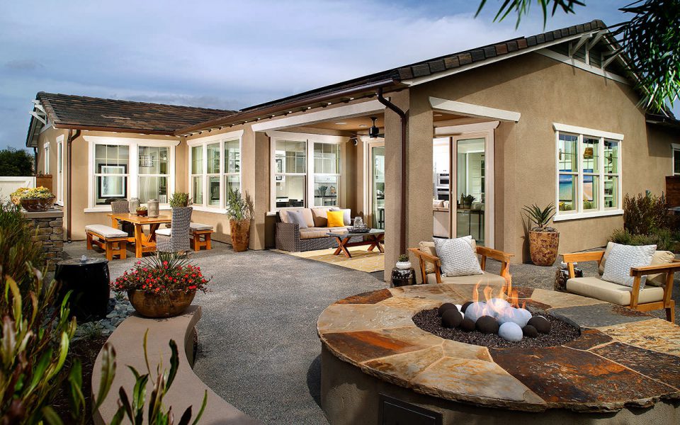 Esencia Avocet Plan 2 outdoor patio space